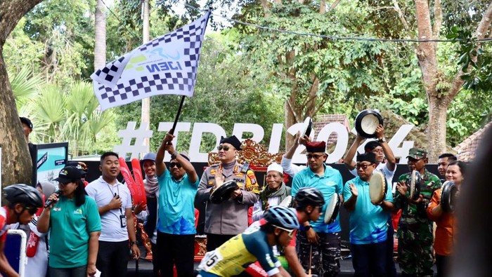 tour de banyuwangi ijen