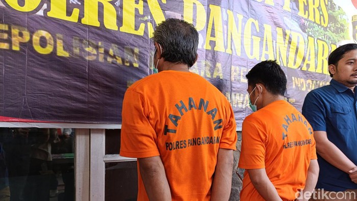 WH dan SJ, pengedar uang palsu di Pangandaran.