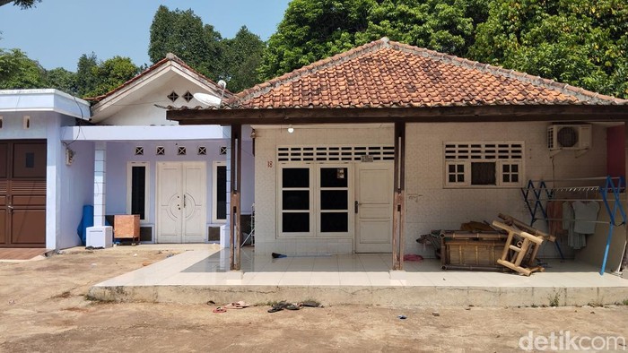 Yudi selaku adik korban pembunuhan bernama Asep Saepudin dan rumah Asep di Kabupaten Bekasi. (Maulana Ilhami Fawdi/detikcom)