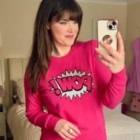 Ketika aku sebut usiaku, orang akan tidak percaya atau bertanya rahasiaku. Aku sering mendapat komentar di TikTok tentang betapa aku terlihat muda. Ada satu video tentang brush makeup, orang sepertinya aku berusia 20 tahun, katanya dilansir The Sun. Foto: Instagram Caroline Butler