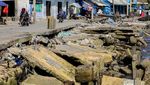 Dermaga Nelayan di Teluk Labuan Rusak Diterjang Gelombang Tinggi