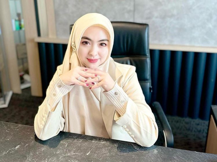Potret Rumah 3 Lantai dr. Shindy, Warisan dari Oky Setiana Dewi dan Ria Ricis
