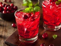 Viral Sari Buah Cranberry Disebut Bantu Usir Bau Miss V, Ini Kata dr Boyke