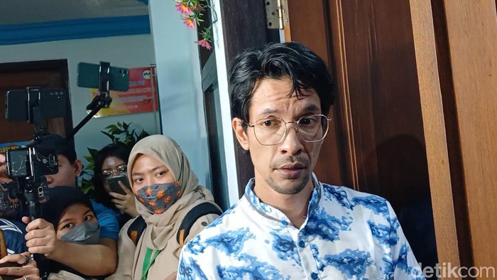 Investigasi Polisi: Suami Kimberly Ryder Segera Diperiksa Terkait Dugaan Penggelapan Mobil Pekan Mendatang