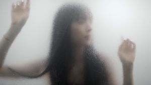 Foto Perkenalan Member Baru FIFTY FIFTY