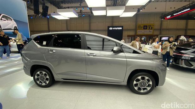 Hyundai Stargazer