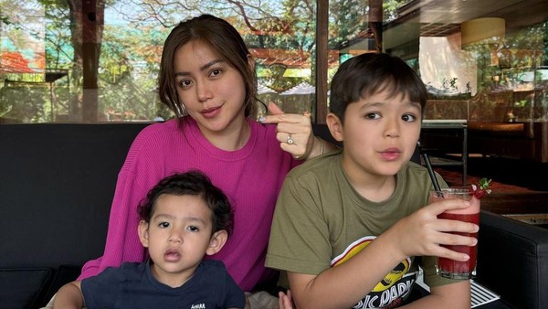 Jessica Iskandar Sering Ajak El Barack Jajan, Begini Keseruannya!