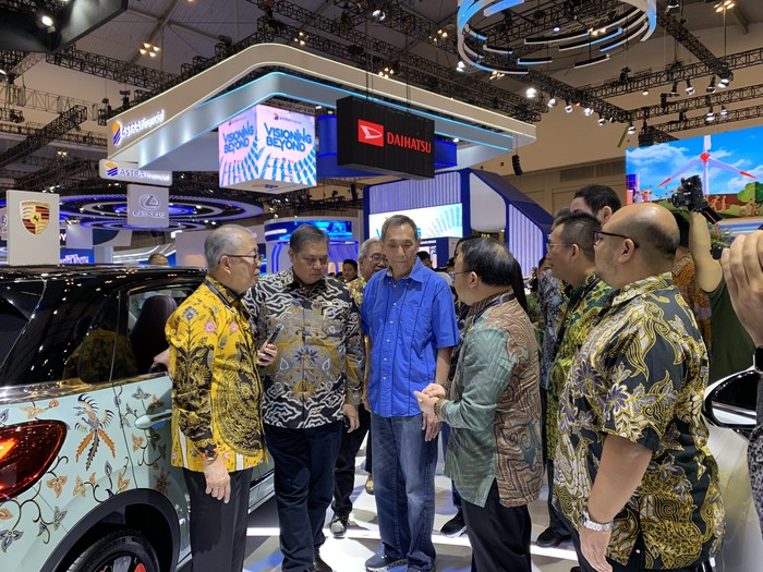 Jusuf Hamka beli 100 mobil listrik Wuling