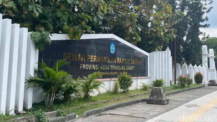 Kantor DPRD NTB di Jalan Udayana Kota Mataram, Nusa Tenggara Barat. (Foto: Helmy Akbar/detikBali)