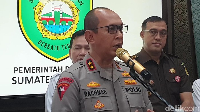 Kapolda Sumsel Irjen A Rachmad Wibowo dalam pembentukan Satgas Penanggulangan Illegal Drilling dan Refinery.