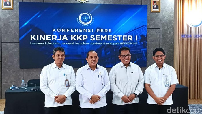 Konferensi Pers Kementerian Kelautan dan Perikanan (KKP)