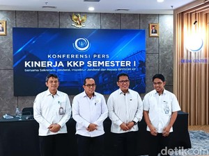 KKP Bisiki Tim Prabowo Agar Ikan Jadi Menu Makan Bergizi Gratis