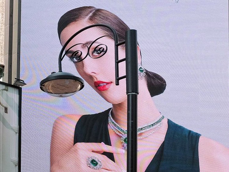 Kumpulan Foto Dengan Timing Sempurna, Hasilnya Bikin Pikiran Terkecoh