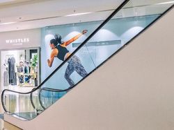 Kumpulan Foto Dengan Timing Sempurna, Hasilnya Bikin Pikiran Terkecoh