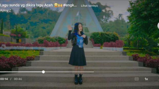 Lagu pop Sunda Engkang Ciptaan Yana Kermit.