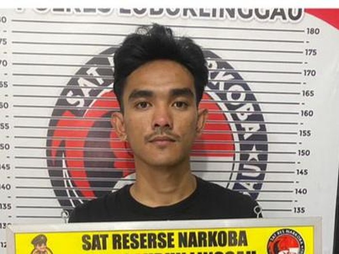 Seorang mahasiswa asal Bengkulu, Agung Syailendra (20) ditangkap Satresnarkoba Polres Lubuklinggau. Sebab, ia mengedarkan narkotika jenis ekstasi.
