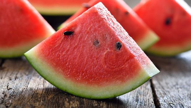 5 Manfaat Sehat Jika Rajin Makan Semangka Saat Musim Panas