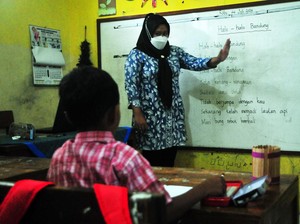 Realisasi Tambahan Gaji Guru, Mendikdasmen Muti: Nominalnya Berbeda-beda