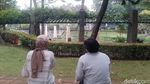 Modal Kopi dan Gorengan, Bisa Nongkrong Santai Nikmati Taman Kota