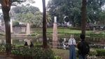 Modal Kopi dan Gorengan, Bisa Nongkrong Santai Nikmati Taman Kota