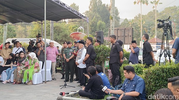 Pemakaman Hamzah Haz di Bogor