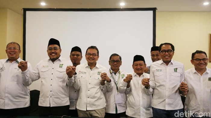 Hasil Musyawarah Kerja Nasional (Mukernas) PKB mendorong revisi UU Partai Politik dan UU Pemilu. PKB mengusulkan pelaksanaan Pilpres dan Pileg 2029 dipisah.
