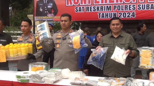 Polisi membongkar kasus pemalsuan pestisida di Subang