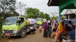 Penyaluran Bantuan Air Bersih di Mojokerto