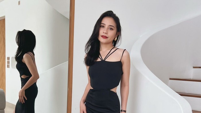 Prilly Latuconsina