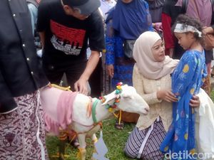 Deretan Permintaan Unik Anak Rambut Gimbal Dieng: Minta Bakso-Es Buah 75 Cup