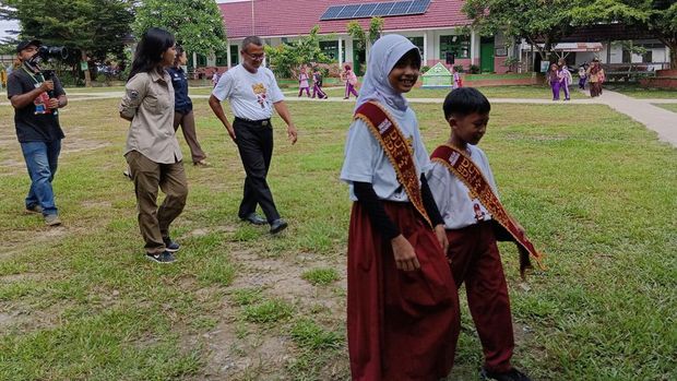 Salah satu sub tema Hari Anak Nasional 2024 adalah 'Dare to Lead and Speak Up: Anak Pelopor dan Pelapor'.