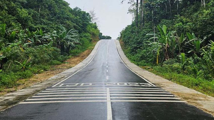 Pembangunan Inpres Jalan Daerah (IJD) TA 2023 untuk empat ruas jalan di Provinsi Papua telah selesai. Proyek itu menelan anggaran Rp 134,84 miliar.