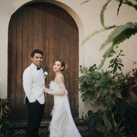 Penampilan Aaliyah dalam pemotretan prewedding ini pun banjir pujian dari netizen. Tak sedikit yang terpesona melihat kecantikan wanita 22 tahun itu. “AAL KAMU CANTIK BGTTT,” komentar salah seorang netizen. “Cakep bangt aal,” tambah netizen lain. Foto: Instagram/@aaliyah.massaid