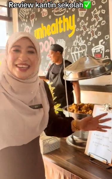 Guru Review Menu Kantin Sekolah, Sajiannya Mirip Buffet Restoran