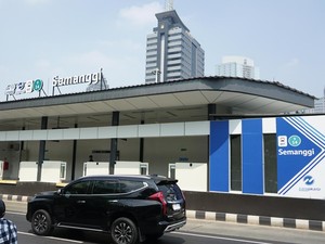 Revitalisasi Selesai, Halte TransJ Semanggi Kembali Dibuka Hari Ini