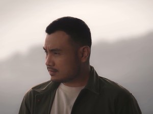 Handy Passage Sampaikan Pesan Tak Terbuai Romansa Hubungan Lewat Lagu Cinta