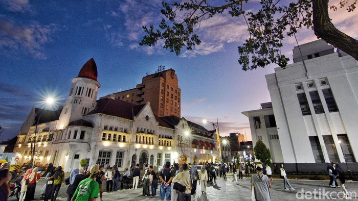Kota Lama Surabaya.