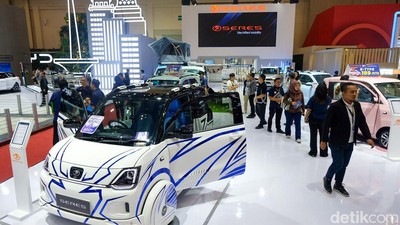Layanan Ngecas Mobil DFSK Seres Bakal Diperluas