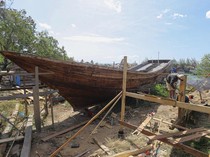 Melihat Pembuatan Kapal Nelayan Tradisional di Aceh