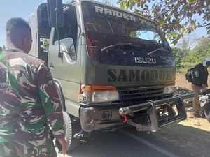 Mobil Eks Presiden Timor Leste Tabrakan dengan Truk TNI