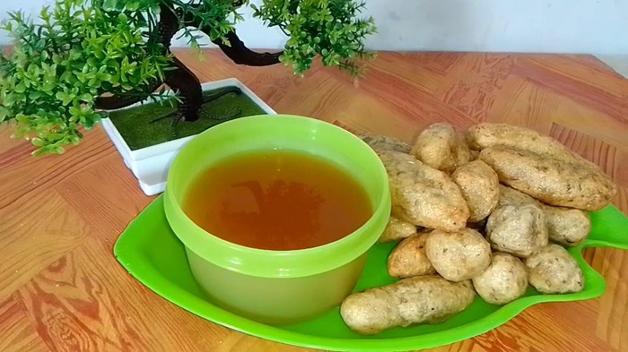 Pempek ikan tongkol yang enak dan ekonomis.