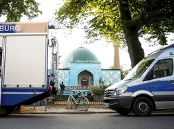 Iran Beri Peringatan Jerman Buntut Penutupan Pusat Islam di Hamburg