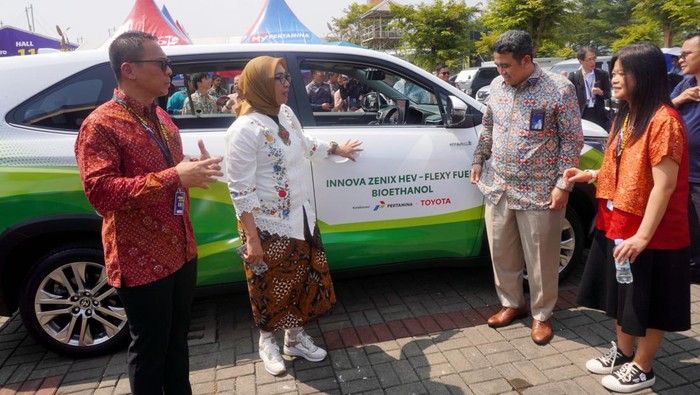 Pertamina Uji Coba Bioetanol 100 Persen di Mobil Toyota