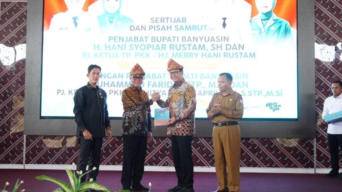 Pj Bupati Banyuasin serah terima jabatan.