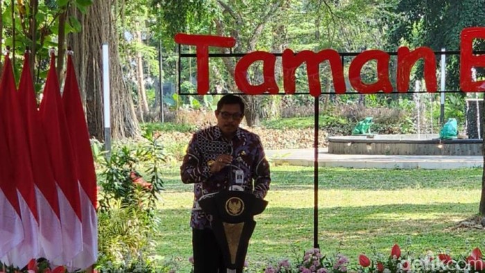 Pj Gubernur Jateng Nana Sudjana pada peresmian revitalisasi Taman Balekambang Solo