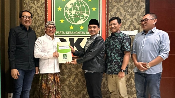 PKB memberikan rekom kepada Adi Wibowo dan Nawawi di Pilwali Pasuruan