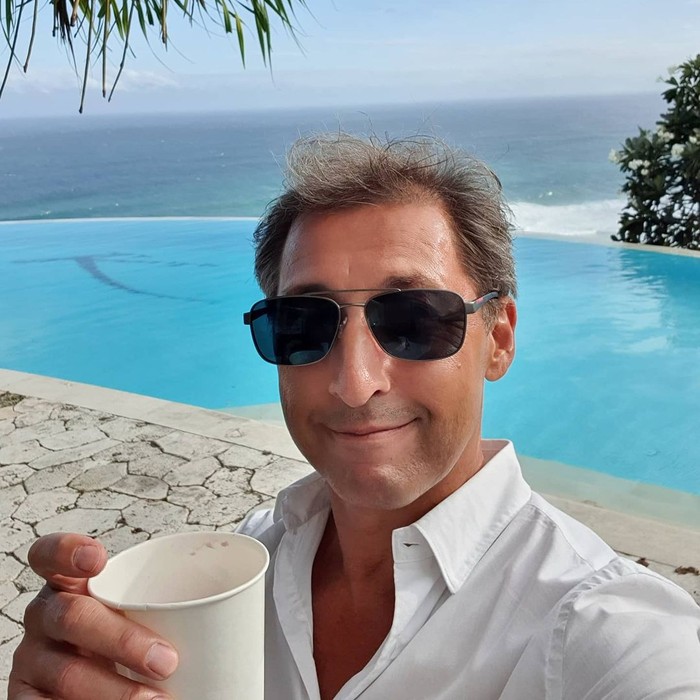 Richardo Benito Coppen Richardo Benito Coppen