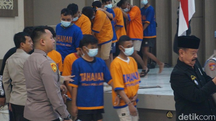 Rilis kasus pengeroyokan polisi oleh pesilat PSHT di Jember