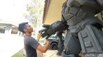 Melihat Pabrik Robot Tempur di Ciamis