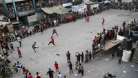 Mustafa Abu Hashish, yang ambil bagian dalam permainan tersebut, mengatakan bahwa acara tersebut bertujuan untuk mengubah “realitas” di mana orang-orang hidup dan menghibur “orang-orang dan anak-anak sebanyak mungkin.”  